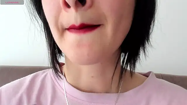 Snapshot of queen_fetish chatting on 02-12-25, 08:50 queen fetish online show from 02-12-25, 08:50