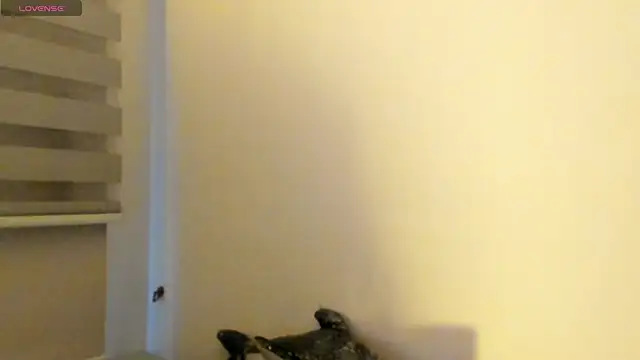 Snapshot of queen_fetish chatting on 10-13-25, 10:59 queen fetish online show from 10-13-25, 10:59