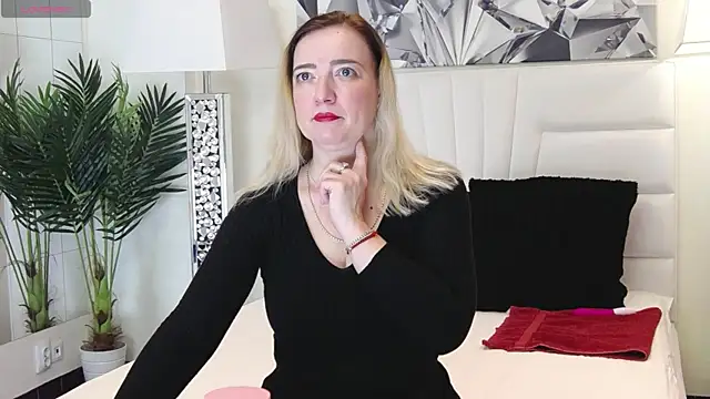 BarbieeAnn online show from 12-27-24, 05:09