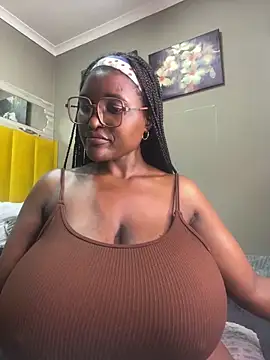 Snapshot of Bustygoddess32 chatting on 01-31-25, 01:11 Bustygoddess32 online show from 01-31-25, 01:11