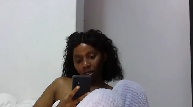 Sexxybella27 online show from 02-18-25, 08:36