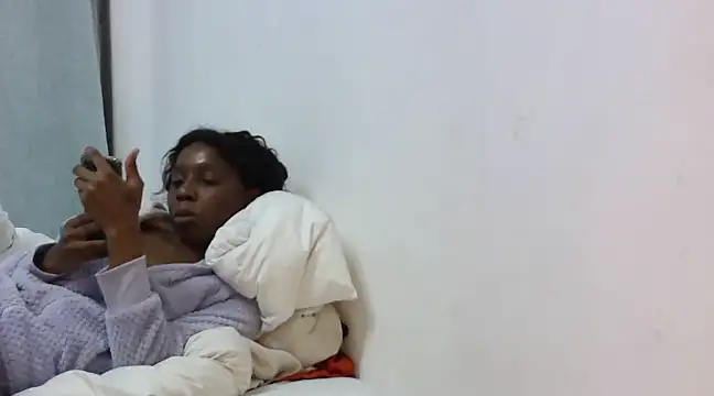 Sexxybella27 online show from 02-28-25, 12:32