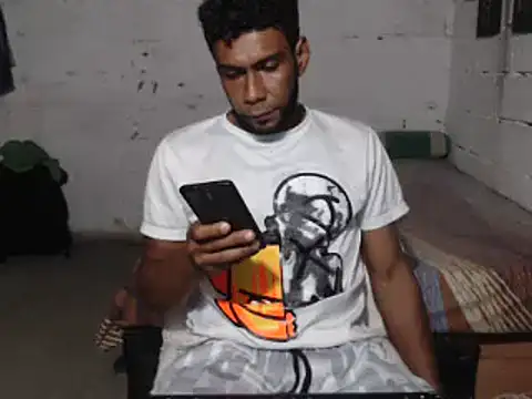 erik alexander online show from 12-21-24, 03:47