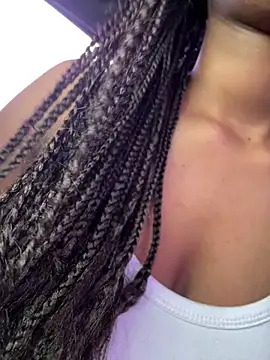 MilaDreama online show from 02-19-25, 04:00