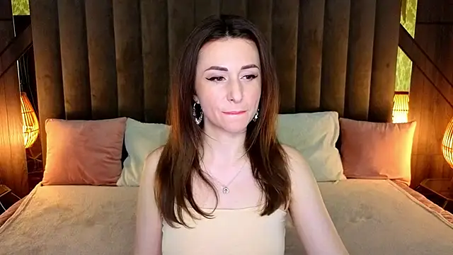 KimmmLi online show from 10-08-25, 01:09