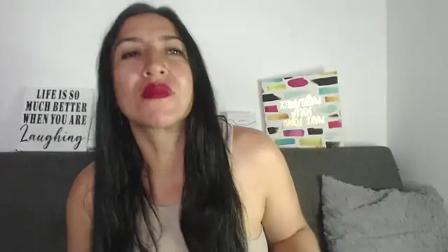 missbella1 online show from 12-18-24, 10:13