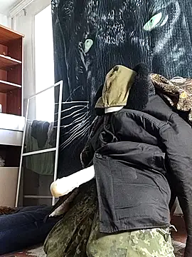 Snapshot of BigAssKi chatting on 10-08-25, 10:35 BigAssKi online show from 10-08-25, 10:35