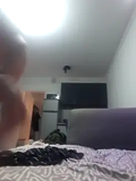 Snapshot of BigAssKi chatting on 01-12-26, 03:01 BigAssKi online show from 01-12-26, 03:01