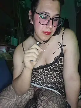 Snapshot of Daisy_150 chatting on 10-12-25, 08:30 Daisy 150 online show from 10-12-25, 08:30