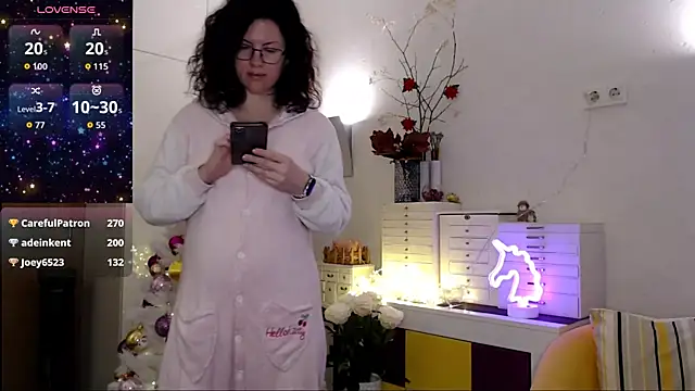 vaders daughter online show from 12-16-25, 05:23