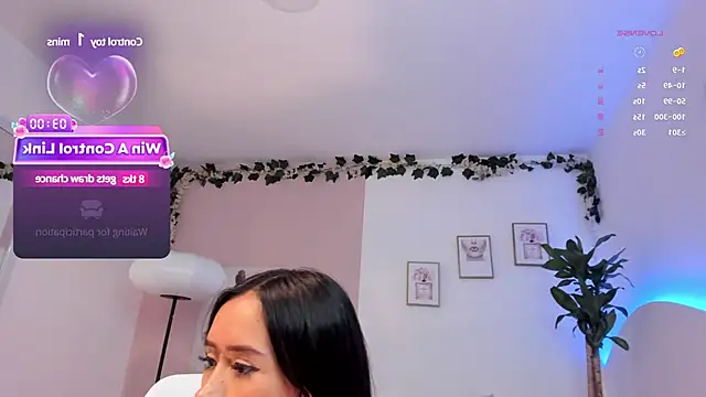 Kim ev online show from 12-15-24, 11:45