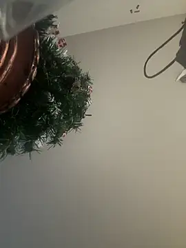 Snapshot of Sexy_Little_SlutAriel chatting on 12-18-24, 01:56 Sexy Little SlutAriel online show from 12-18-24, 01:56