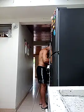 Snapshot of sebasxx97 chatting on 02-07-26, 12:42 sebasxx97 online show from 02-07-26, 12:42