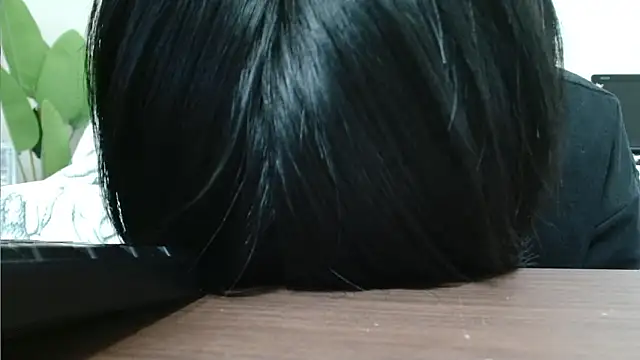 POCARI SWEAT online show from 03-19-26, 05:55