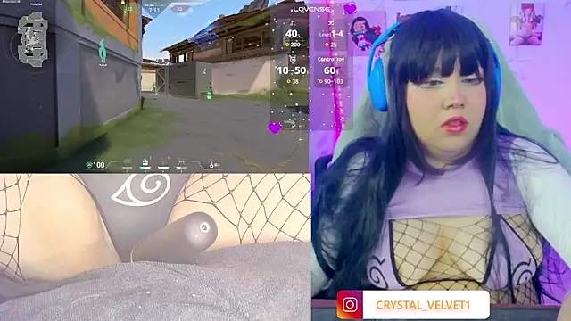 crystal7u7 online show from 10-29-25, 08:43