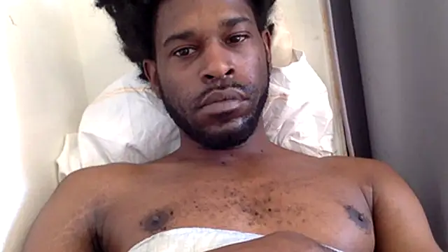 Snapshot of patrickfc_ chatting on 10-10-25, 11:31 patrickfc online show from 10-10-25, 11:31