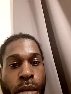 Snapshot of patrickfc_ chatting on 10-23-25, 10:08 patrickfc online show from 10-23-25, 10:08