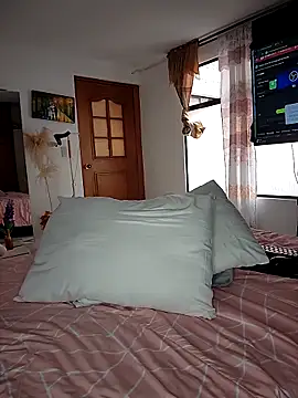 manuela star online show from 10-09-25, 06:17