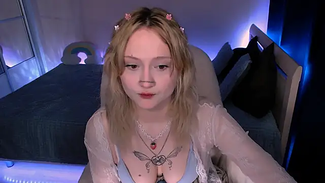 MariaMango online show from 01-11-25, 05:07