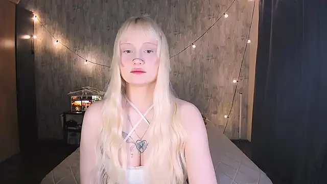 MariaMango online show from 11-30-25, 11:53