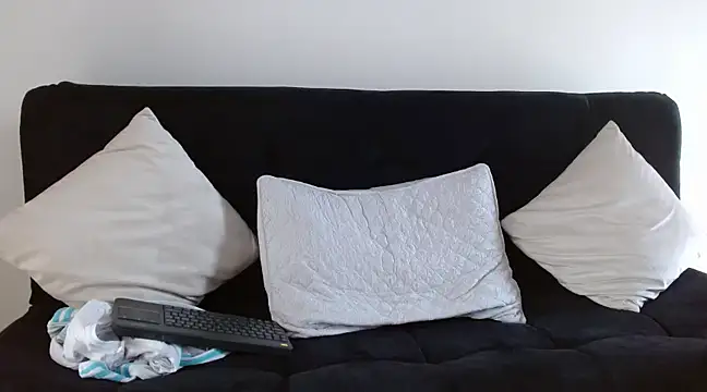 Snapshot of frank_myles chatting on 03-17-25, 04:01 frank myles online show from 03-17-25, 04:01