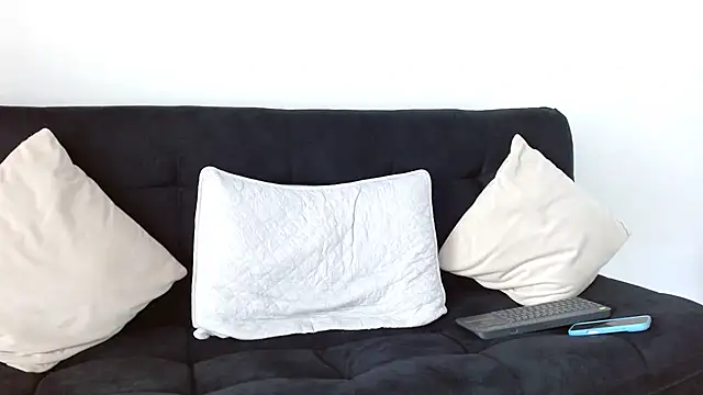 Snapshot of frank_myles chatting on 11-02-25, 06:10 frank myles online show from 11-02-25, 06:10