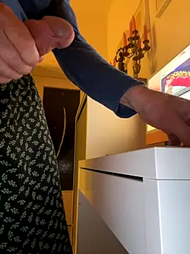 Frank22xx online show from 10-18-25, 06:41