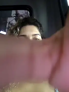 Sara smiiith211 online show from 12-05-24, 10:56