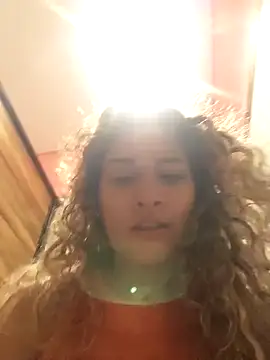 Sara smiiith211 online show from 12-09-24, 11:24