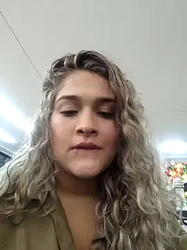 Sara smiiith211 online show from 12-11-24, 01:26