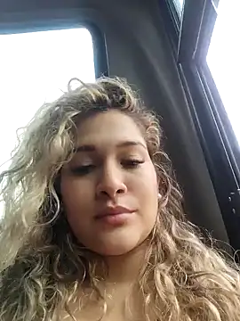 Sara smiiith211 online show from 01-25-25, 09:25