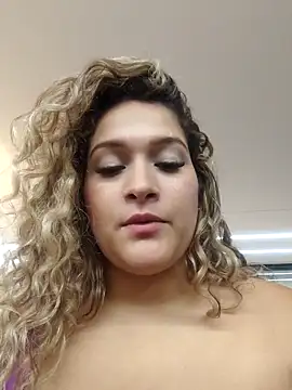 Sara smiiith211 online show from 03-08-25, 01:50