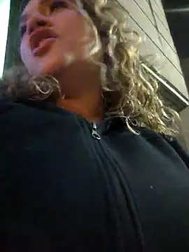 Sara smiiith211 online show from 03-21-25, 03:44