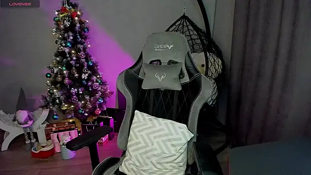 lily williamss online show from 01-11-25, 03:13