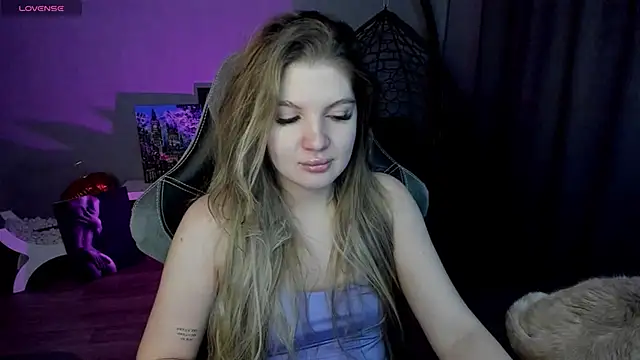 lily williamss online show from 02-01-25, 01:02