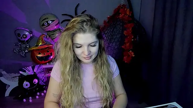 lily williamss online show from 10-27-25, 12:15