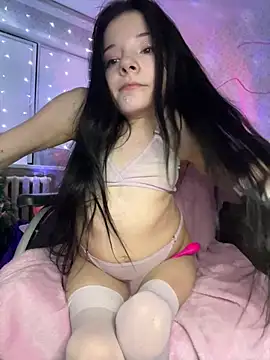 Snapshot of MiniSophiaa chatting on 01-20-25, 01:11 MiniSophiaa online show from 01-20-25, 01:11