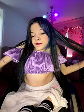 Snapshot of MiniSophiaa chatting on 09-27-25, 07:46 MiniSophiaa online show from 09-27-25, 07:46