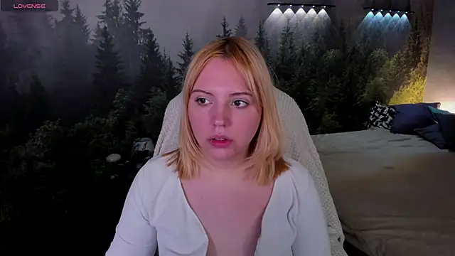 Stacy Luv online show from 11-14-25, 09:08