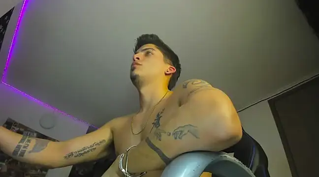 charlie hotxxx online show from 03-14-25, 04:10