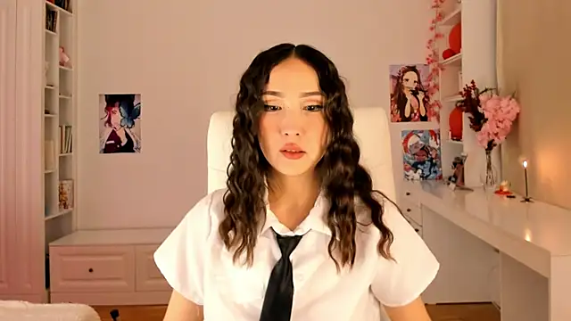 Snapshot of koko_mi1 chatting on 12-15-24, 01:46 koko mi1 online show from 12-15-24, 01:46