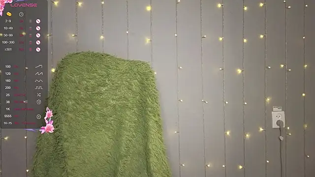 Snapshot of kortny_yo chatting on 03-23-25, 12:04 kortny yo online show from 03-23-25, 12:04