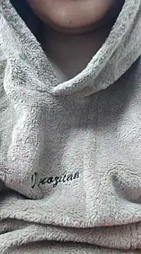 Snapshot of Aaradhya chatting on 12-16-24, 04:55 Aaradhya online show from 12-16-24, 04:55