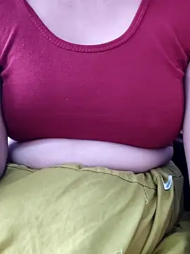 Snapshot of Aaradhya chatting on 03-06-25, 04:08 Aaradhya online show from 03-06-25, 04:08