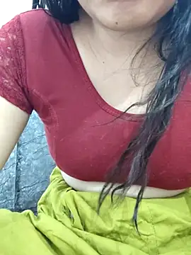 Snapshot of Aaradhya chatting on 03-16-25, 04:30 Aaradhya online show from 03-16-25, 04:30