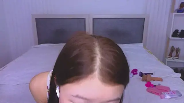 Snapshot of Tina_Kim_ chatting on 01-22-25, 08:07 Tina Kim online show from 01-22-25, 08:07