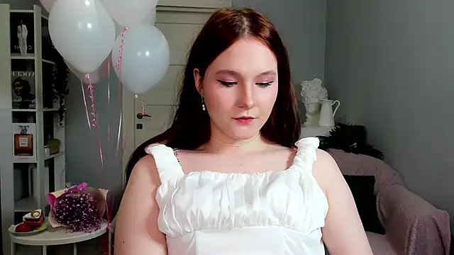 Snapshot of goddess_jee chatting on 03-08-25, 07:27 goddess jee online show from 03-08-25, 07:27