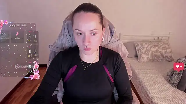 Domina Deivis online show from 11-21-25, 01:32