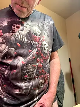 Snapshot of TXCowboy420 chatting on 10-16-25, 10:44 TXCowboy420 online show from 10-16-25, 10:44