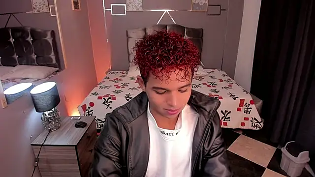 Snapshot of Noah_Smith04 chatting on 01-07-25, 03:46 Noah Smith04 online show from 01-07-25, 03:46